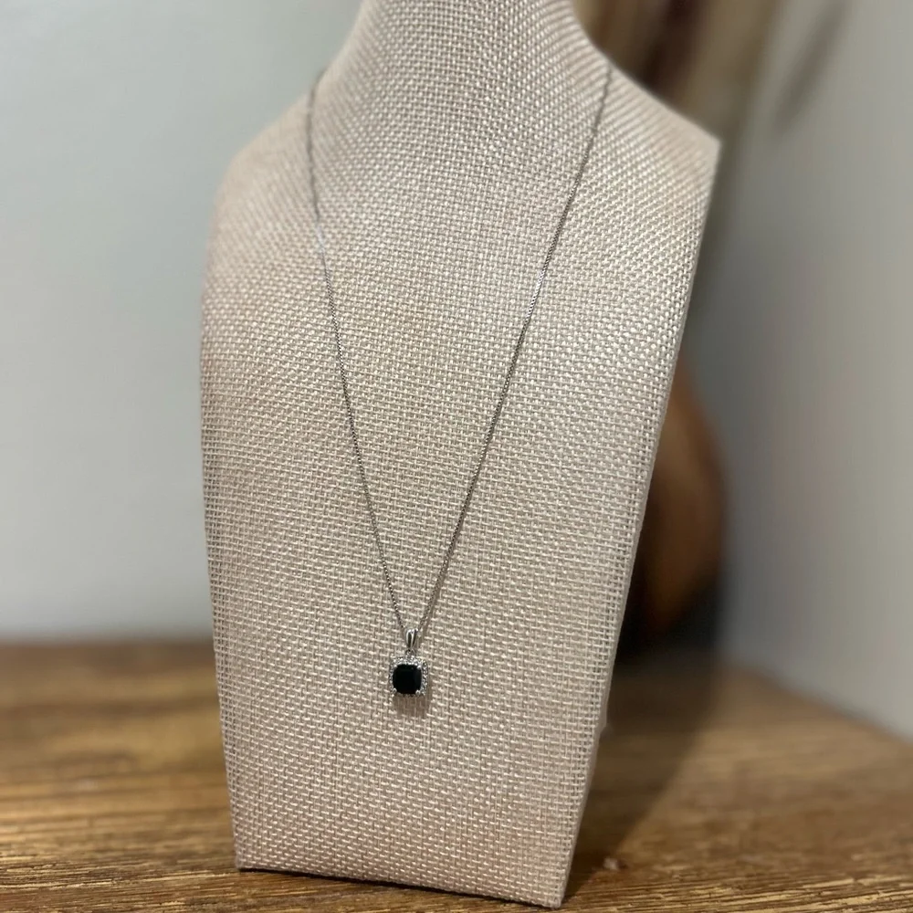 925 Sterling Silver Black Onyx Pendant Necklace